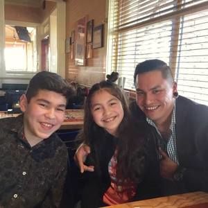 Meet your Posher, Cesar